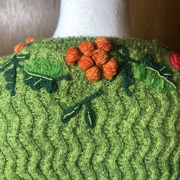 Design Options Sweater by Philip and Jane Gordon - Picture 4 of 12